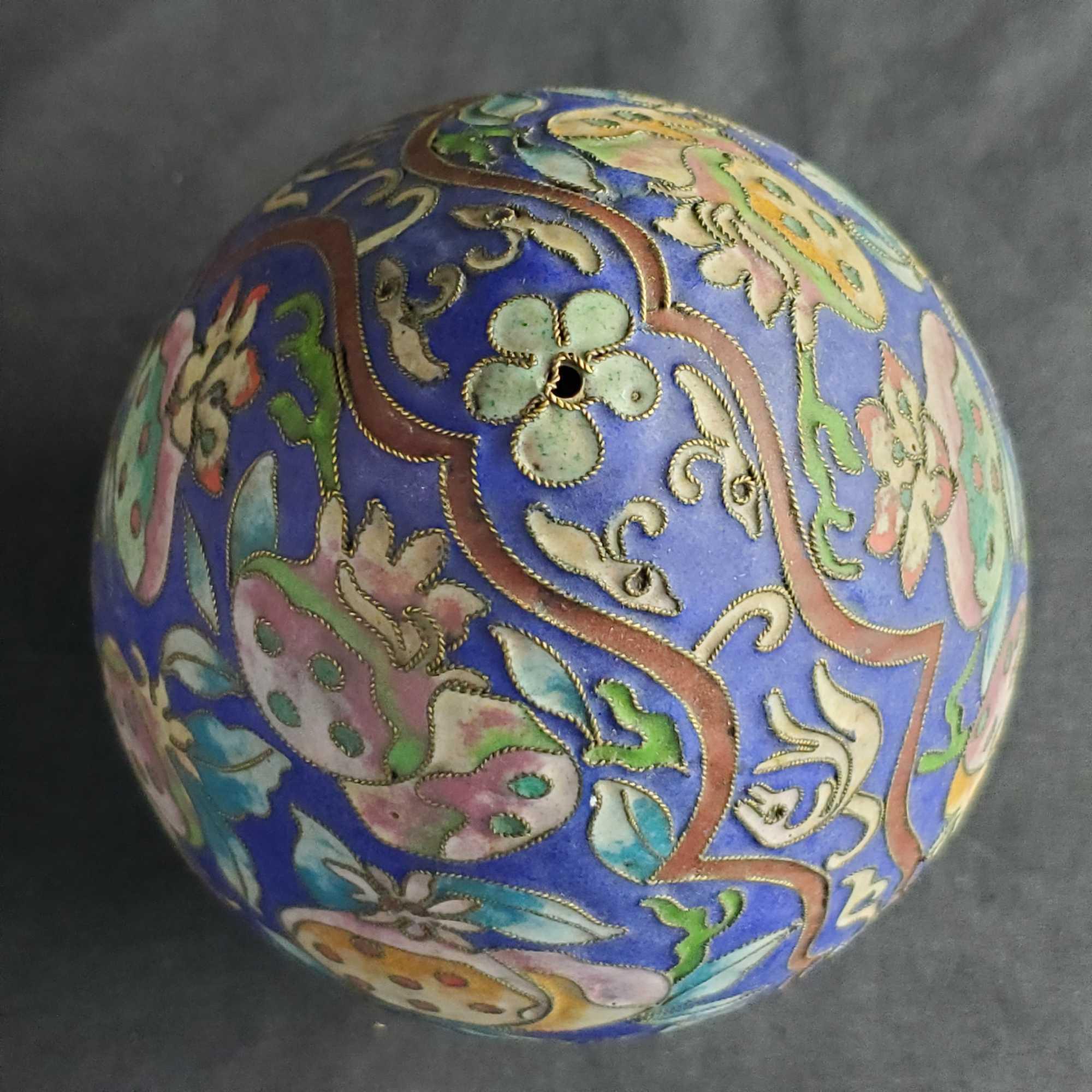 Chinoiserie Handmade Cloisonne Egg Sherry Rowe signed african safari handmade/painted egg With stand