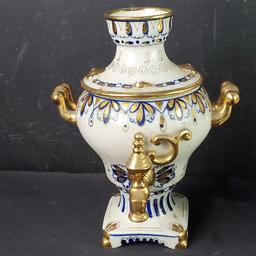 Vintage Russian porcelain Gzhel Ming Village Singapore hand painted vase Shobhana