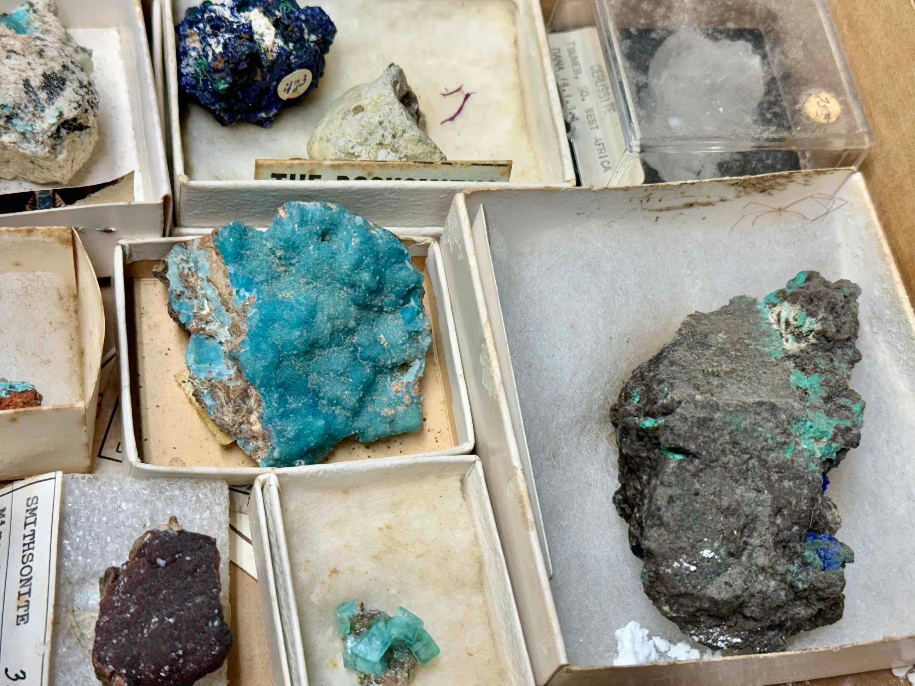 Flat of assorted Mineral Specimens Malachite, Azurite, Smithsonite more