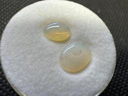 Set Of White Opal Gemstones 1.0 CT