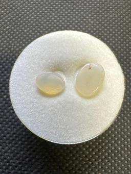 Set Of White Opal Gemstones 1.0 CT