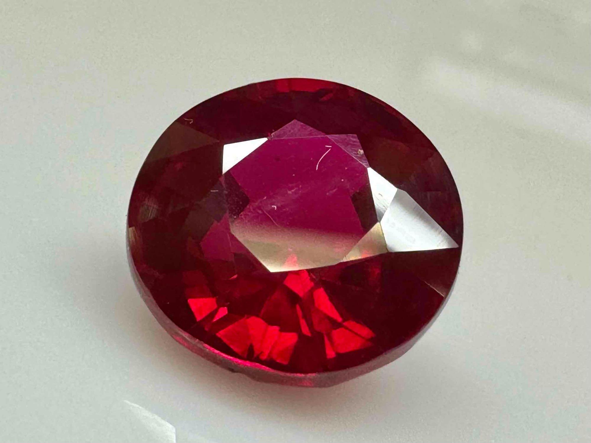 Deep Red Ruby Brilliant Cut Gemstone Breathtaking 10.6ct