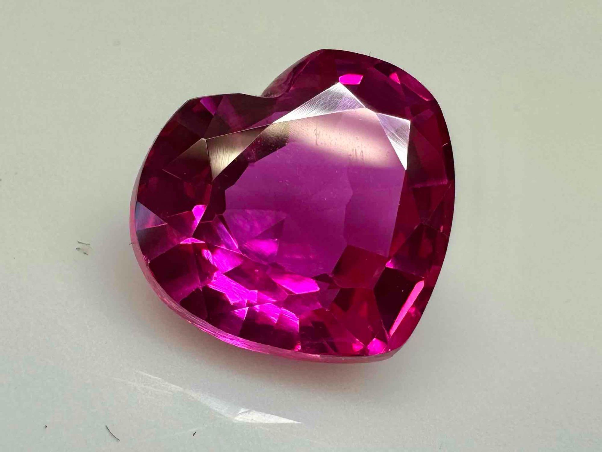 Beautiful Heart Cut Pink Sapphire Gemstone Sparkles Abound 11.4ct