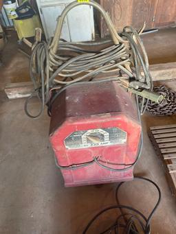 Lincoln arc welder 225