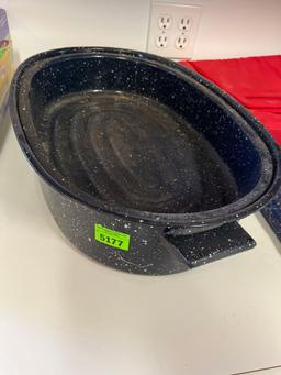 large roast pan with lid