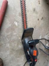 Black & Decker hedger