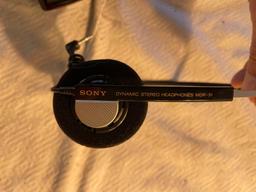 Vtg Sony Walkman With Headphones