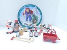 Lot Small Figurines, Wagon, Tricycle, Etc.