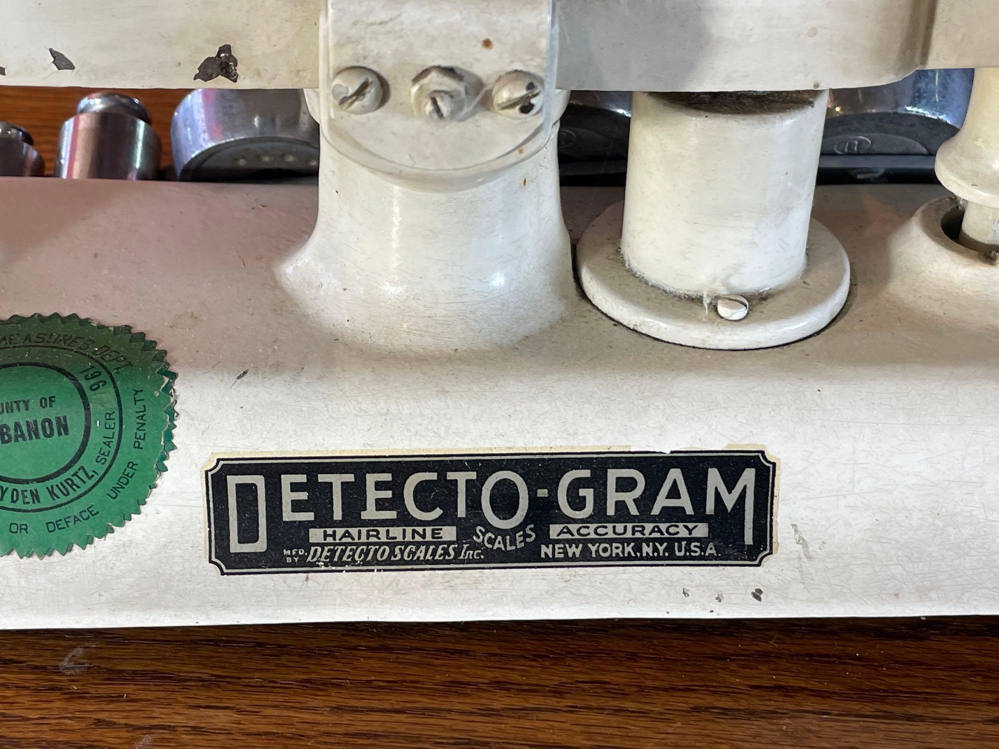 Original Vintage Detecto-Gram Scale