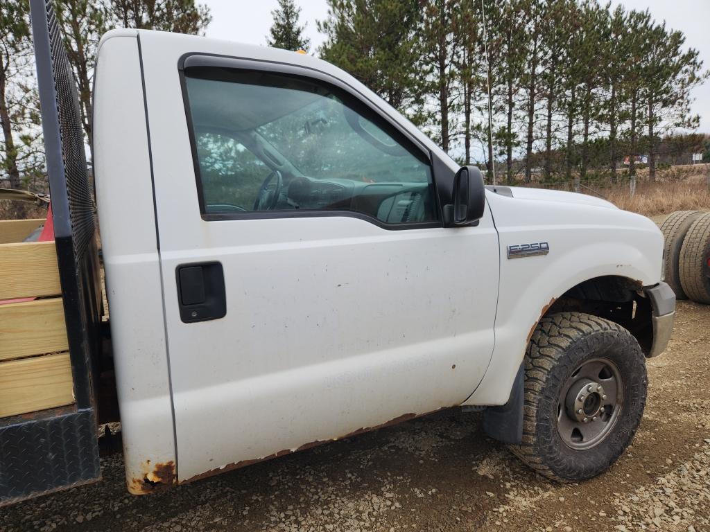 2005 Ford F250 Xl 4x4 Plow Truck