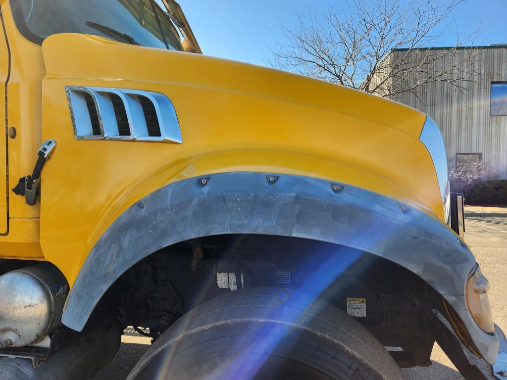 2011 Mack Gu713 Quad Axle Dump Truck