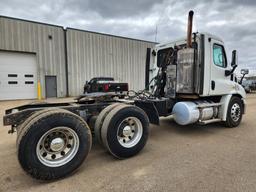 2013 Freightliner Day Cab