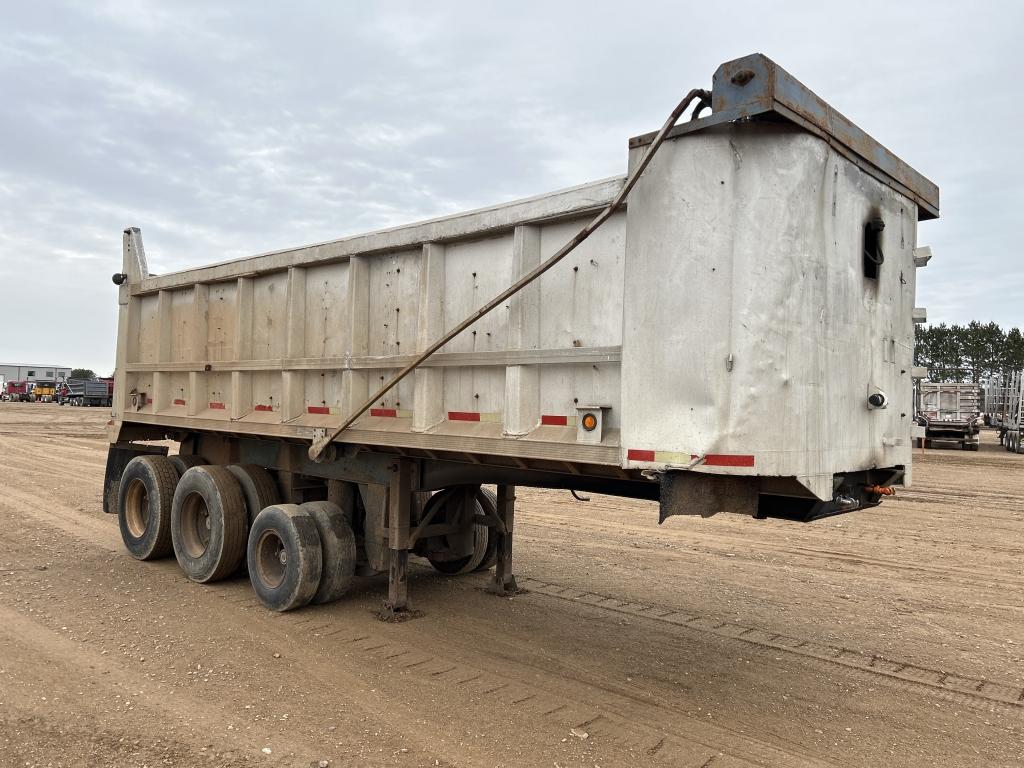 1977 City Welding & Mfg. Co. 24’ End Dump Trailer