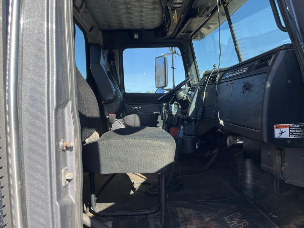 2018 Western Star 4900sb Day Cab Tractor