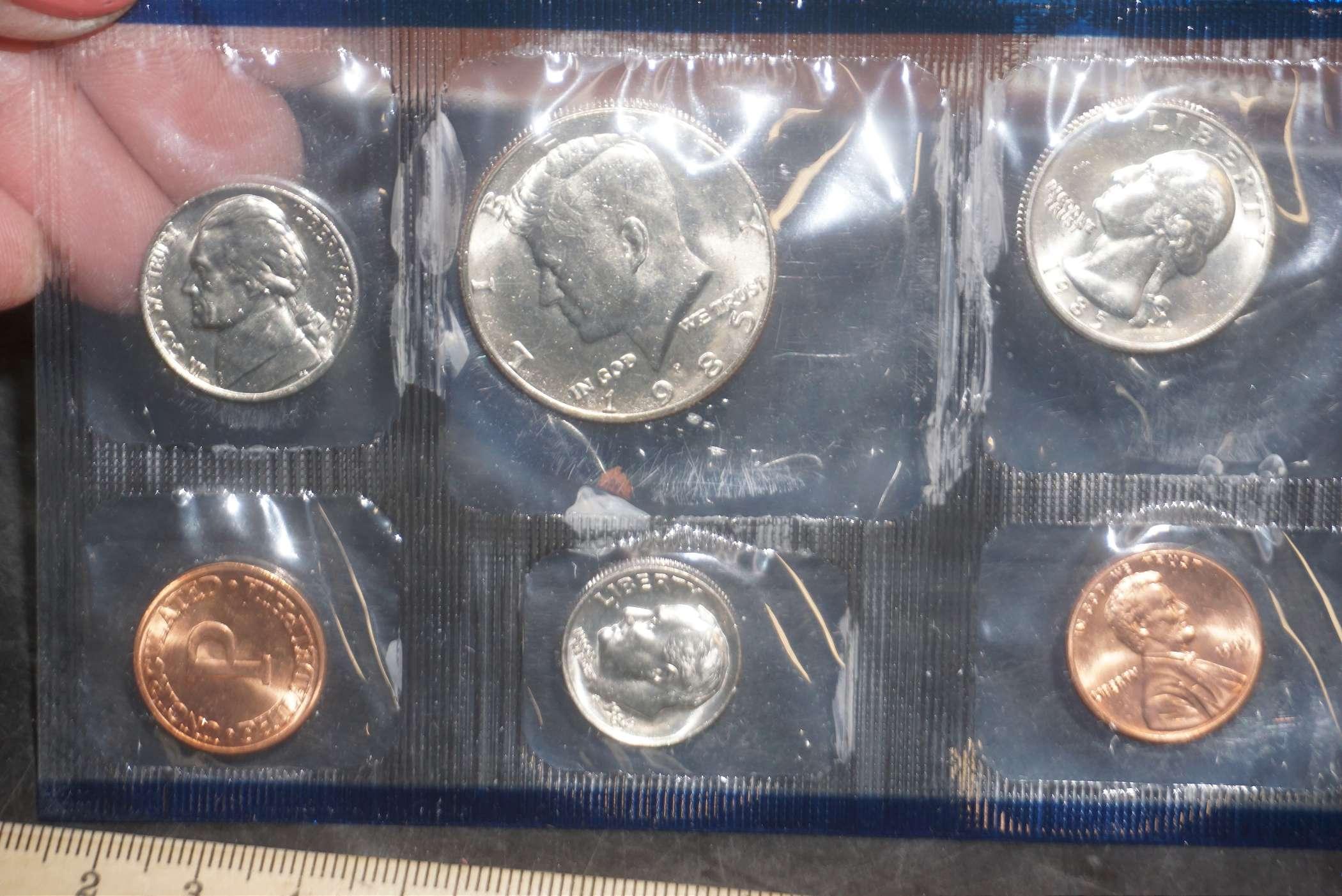 1985 U.S. Mint Uncirculated Coin Set