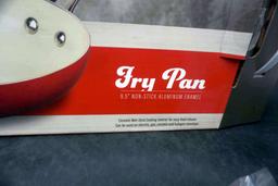 Parini Fry Pan 9.5" Non Stick Aluminum Enamel