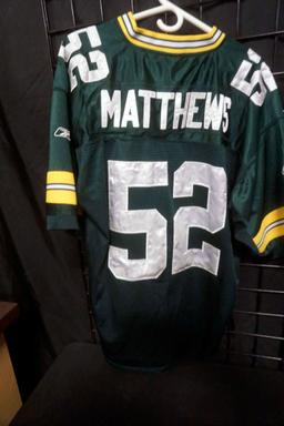 Green Bay Packers Jersey #52 Matthews (Size 54)