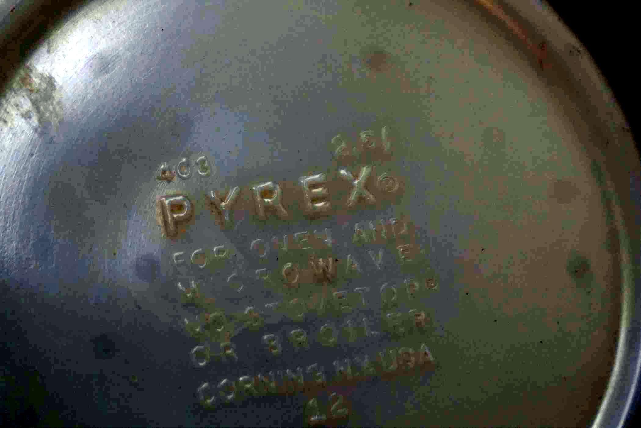 Pyrex Mixing Bowl
