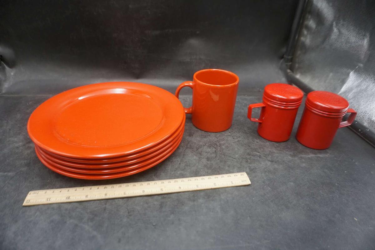 Waechtersbach Plates, Mug & Shakers