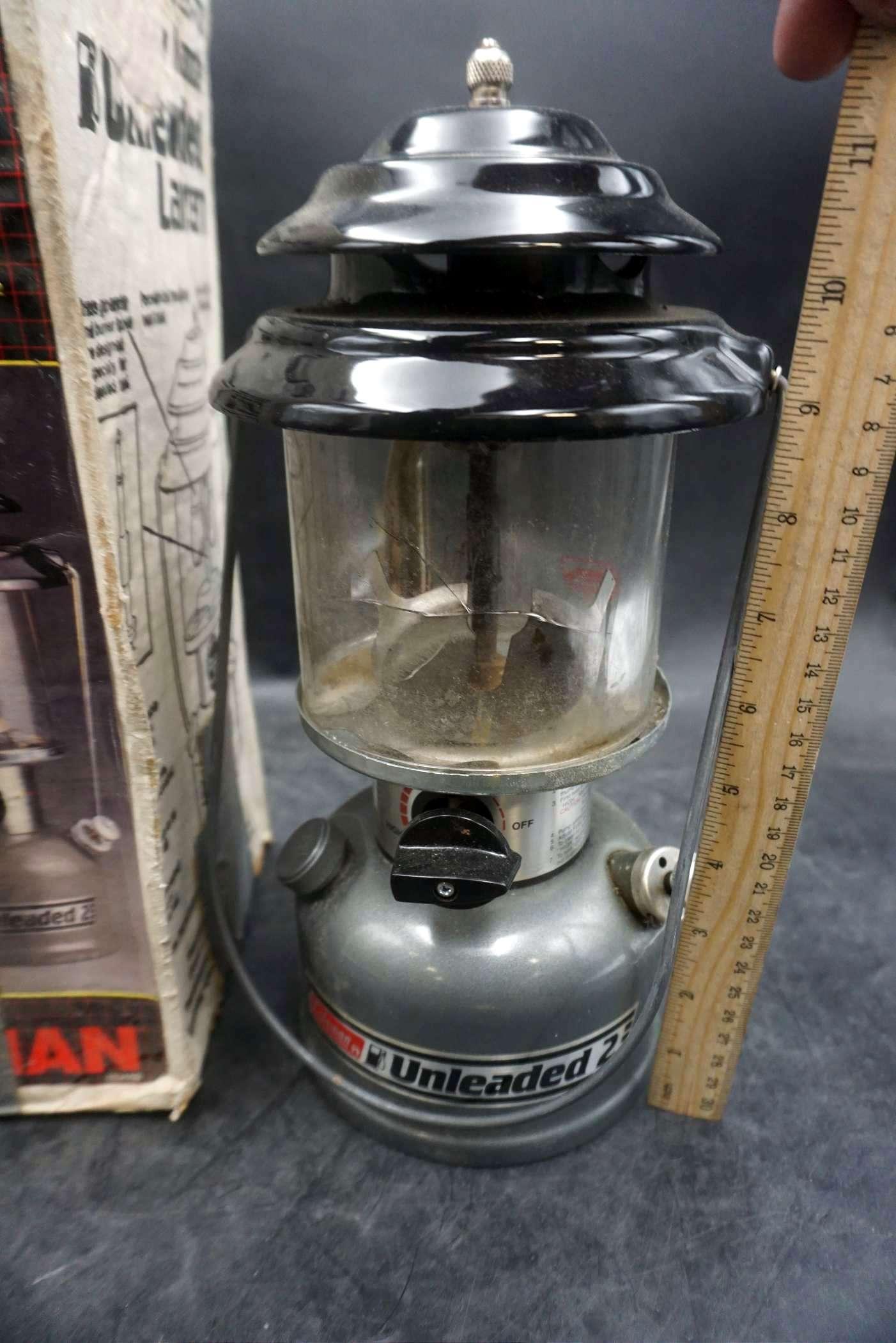 Coleman Two Mantle Unleaded Lantern (Crack In Glass)