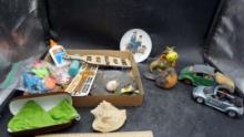Figurines, Glue, Seashell, Plate