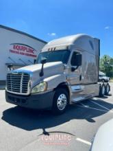 2015 FREIGHTLINER CASCADIA SLEEPER