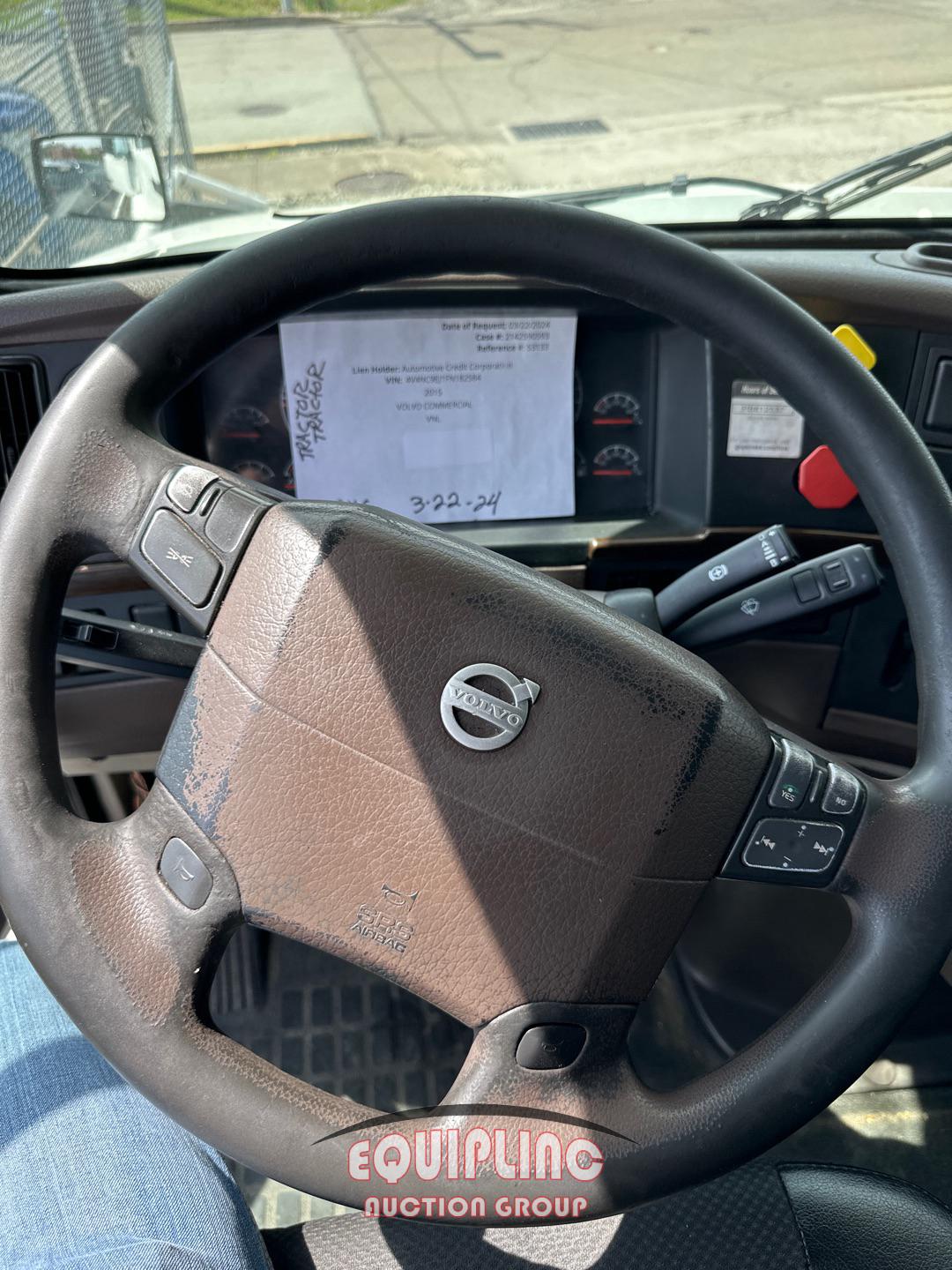 2015 VOLVO VNL TANDEM AXLE SLEEPER