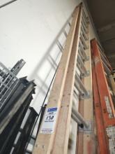 Fiber glass extension ladder