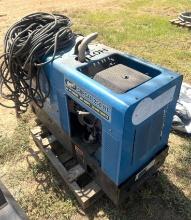 Miller Bobcat 250 Welder - Works