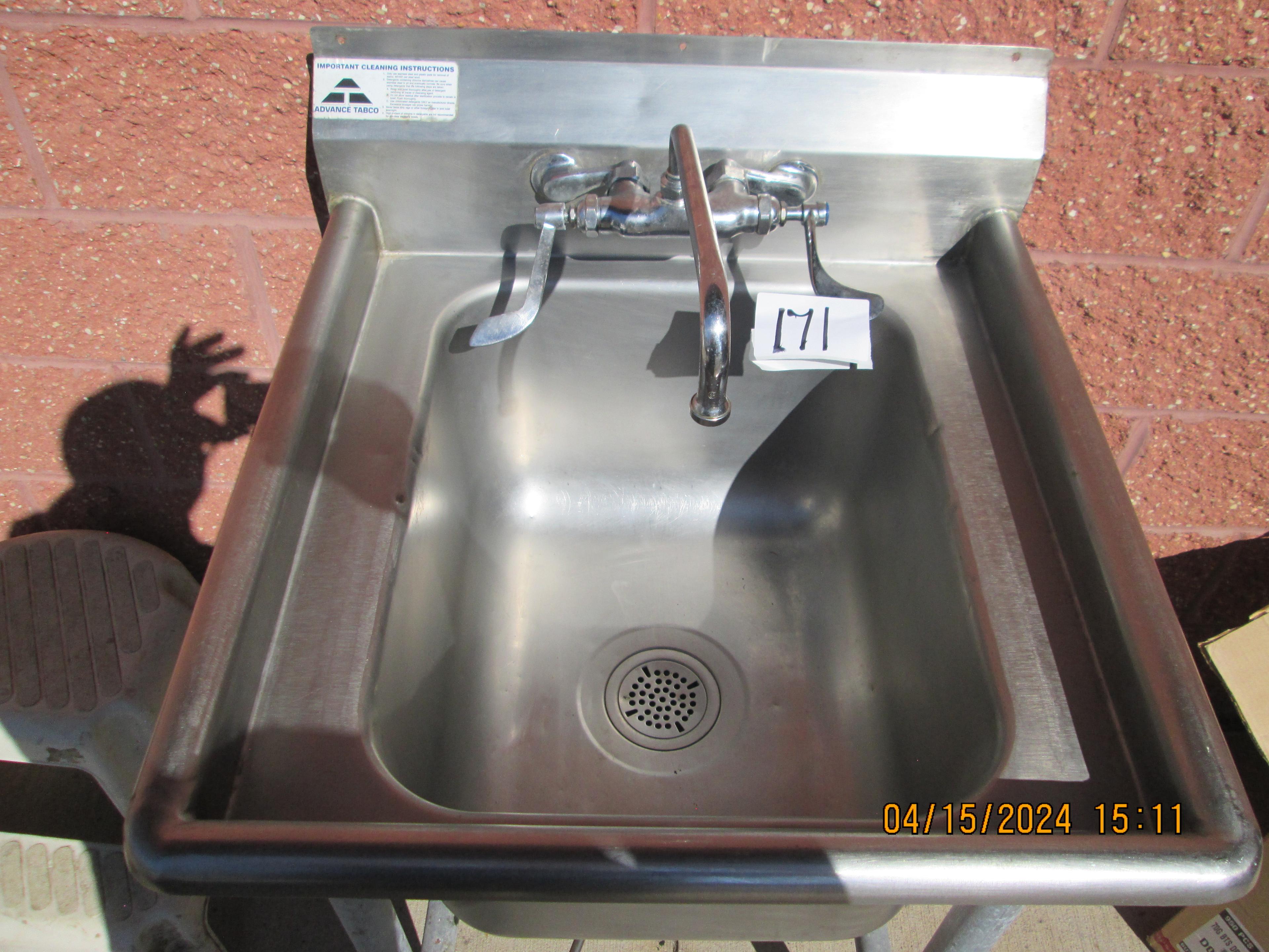 Stainless Steel Advance Tabco Single Compartment Sink