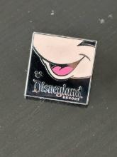 Disney Hidden Mickey Just Got Happier - Mickey Mouse 2013 Trading Pin Black Square with Rubber Micke