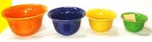 VINTAGE HALL RADIANT WARE NESTING BOWLS (Tiny chip) - PICK UP ONLY