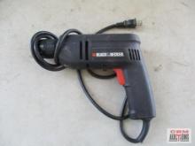 Black & Decker 7252 3/8" Corded Drill/Driver, Type1, 120V, 60Hz, 1200RPM - Runs *CLT