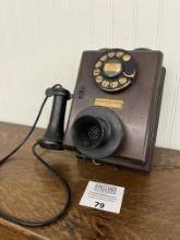 Northern Electric N296G wall telephone with early dial