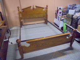 Beautiful Oak Queen Size Bed Complete