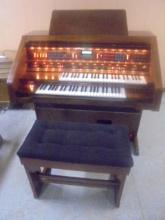 Lowery Holiday Deluxe Organ w/ Bench