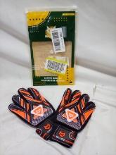 Soccer/Football Gloves. Size: 5.