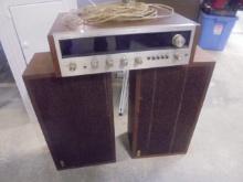 Pioneer Model SX-525 Stereo Reciever & 2 CMC Speakers