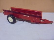 International Die Cast Manual Spreader