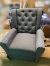 USED RECLINER