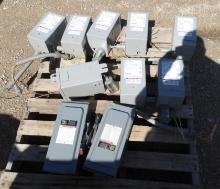 Lot of 8 Power Boxes