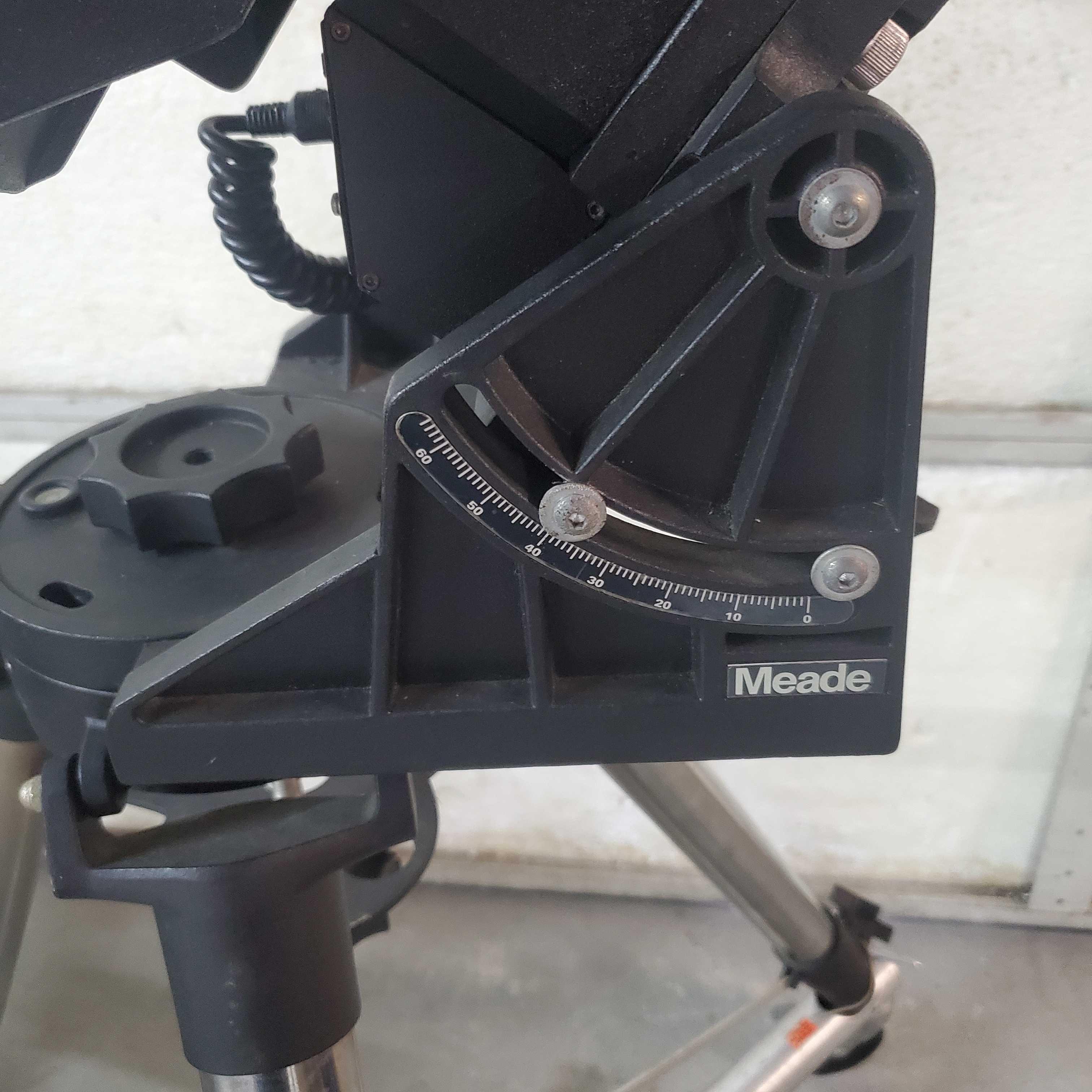 10" Meade 2120 LX6 Telescope With Accessories