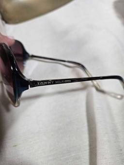 4 Pair of Women's Vintage Sunglasses Incl. Tommy Hilfiger