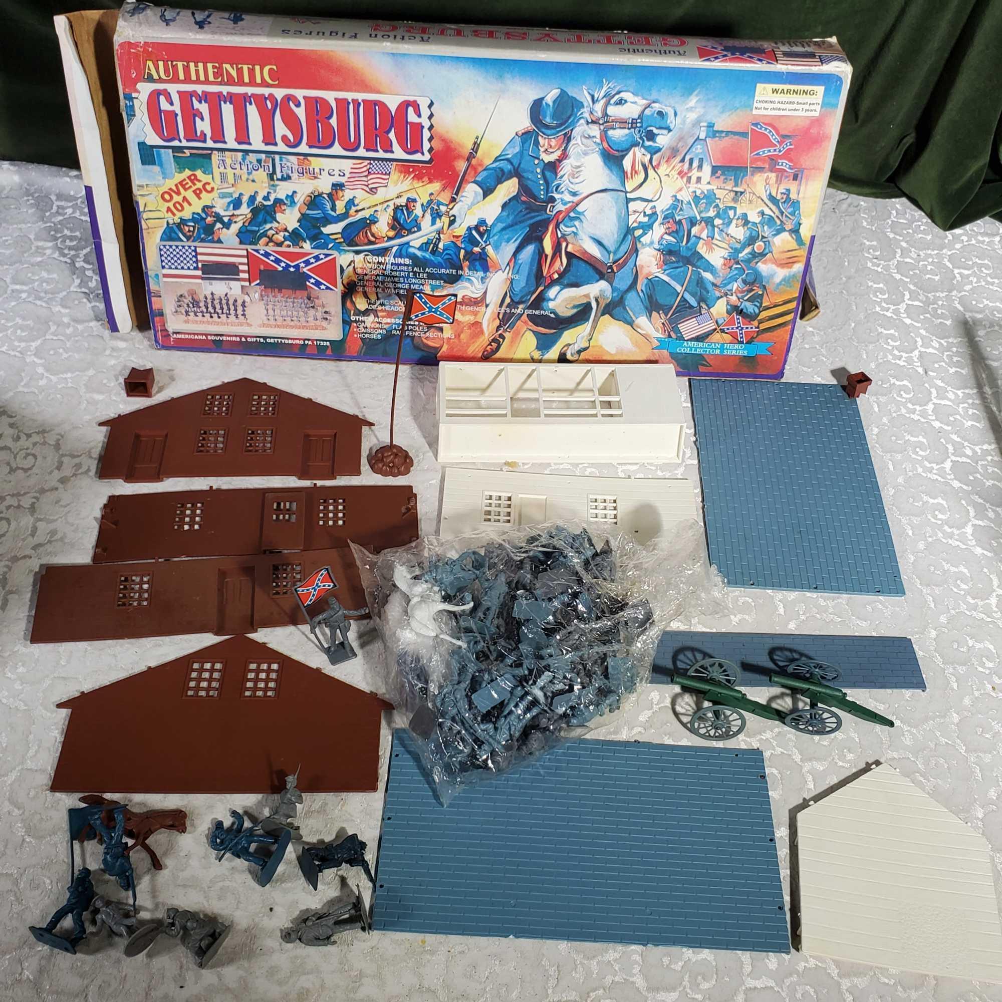 2 Gettysburg Action Figure Play Sets and 2 Marvel 12" Action Figures
