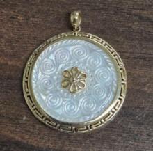Mother of Pearl 14k Gold Pendant