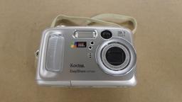 kodak easy share, digital camera with case