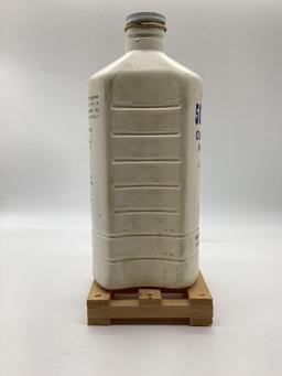 TROCO One Quart Plastic Outboard Engine Oil Bottle