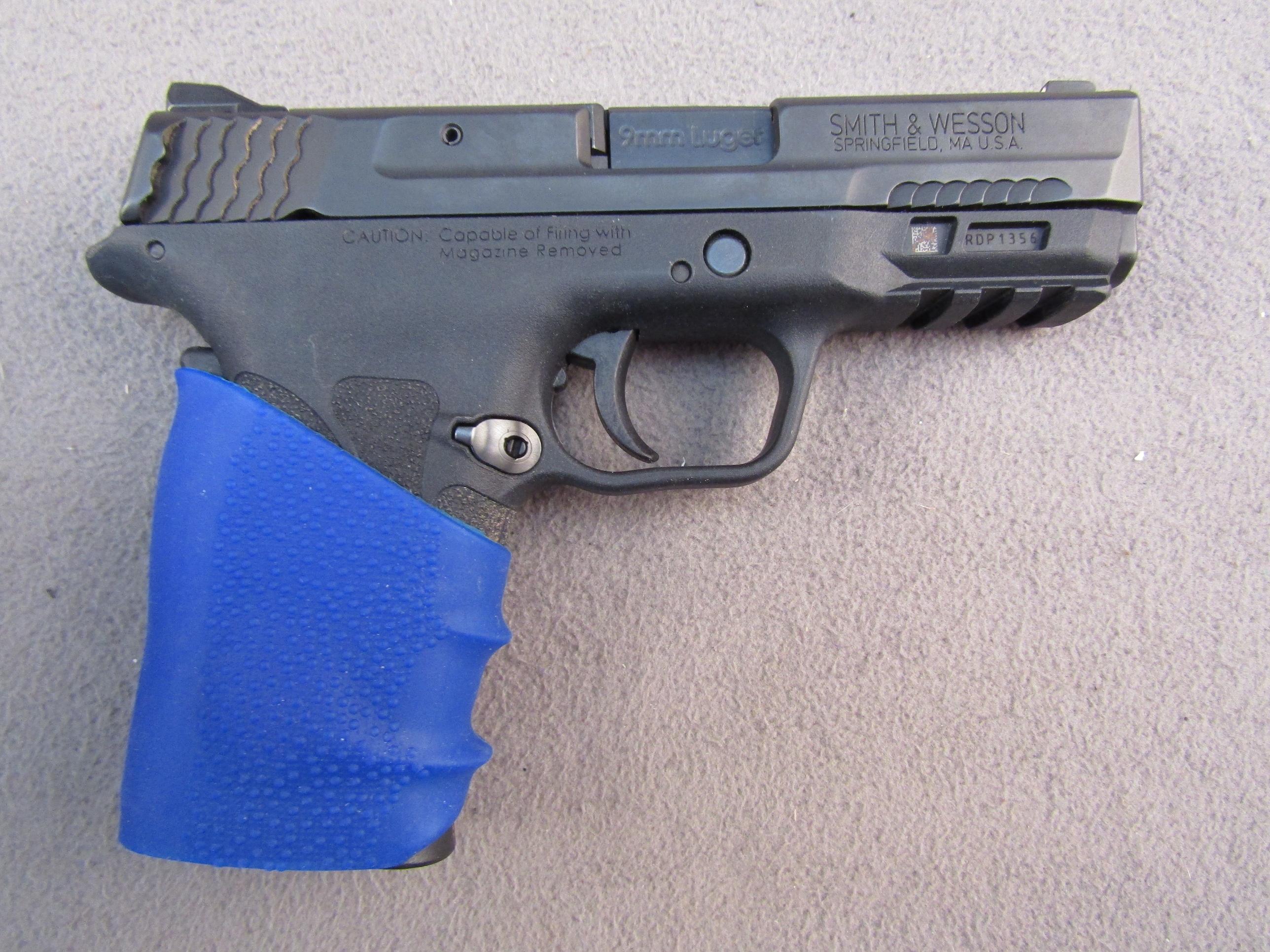 handgun: S&W Model M&P 9 Shield, Semi-Auto Pistol, 9mm, 8 shot, 3.5" barrel, S#RDP1356