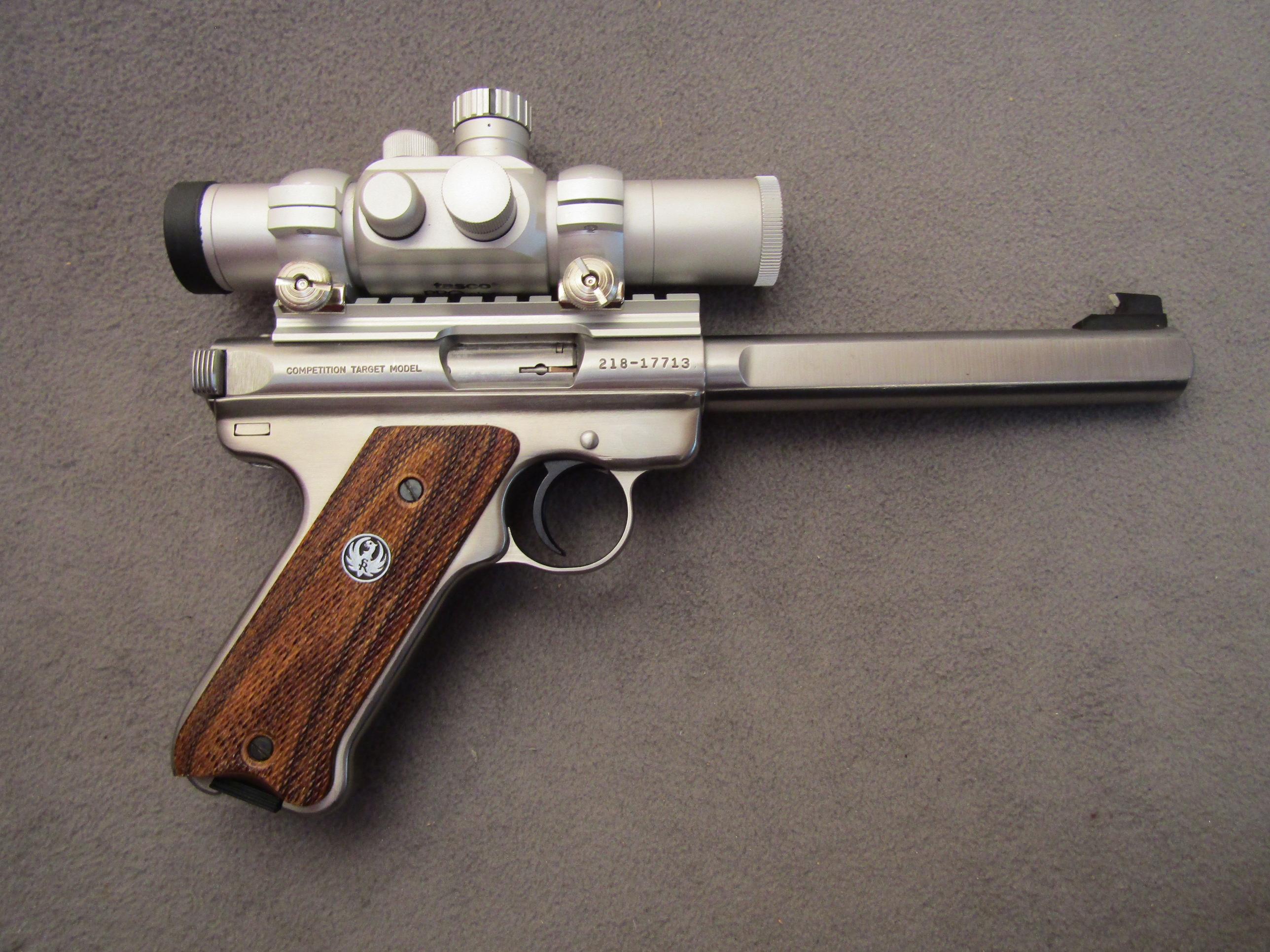 handgun: RUGER Model Mark II Competition, Semi-Auto Pistol, .22LR, 15 shot, 7" barrel, S#218-17713