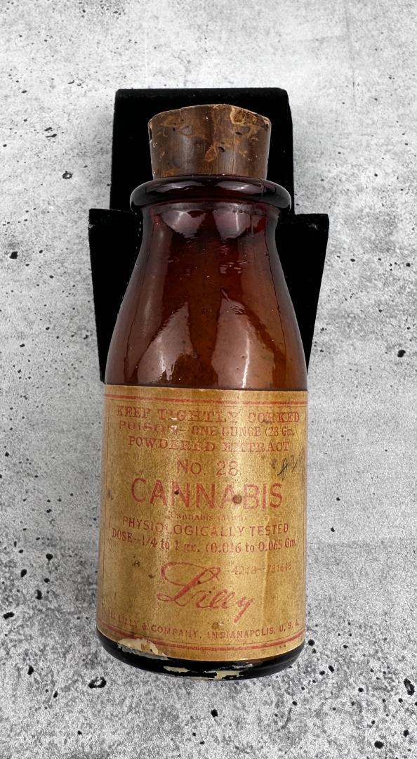 Eli Lilly Cannabis No 28 Pharmacy Bottle